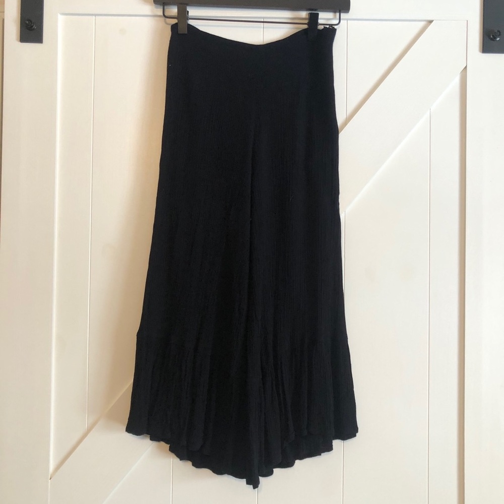 Midi length flowy pants